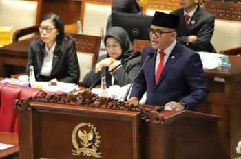 RUU ASN Disahkan, Resmi Tak Ada PHK Masal untuk Tenaga Honorer